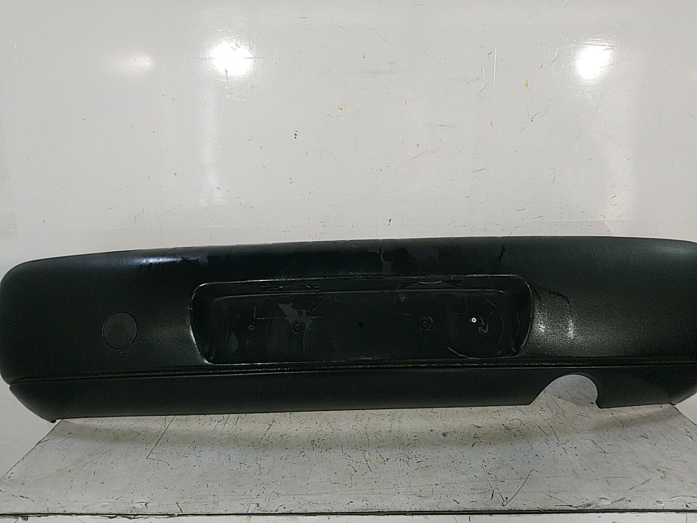 Paraurti posteriore FORD FIESTA 4 PHASE 1 Gasolina - 1