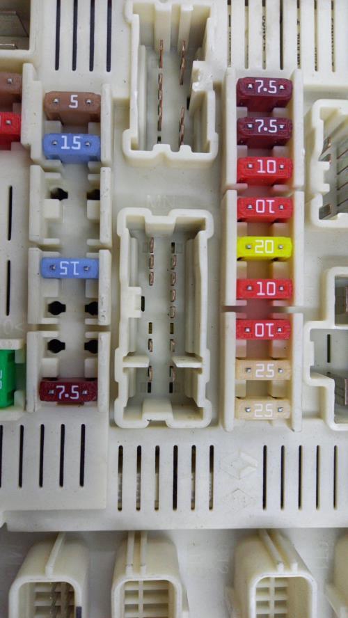 Image Boitier UPC - RENAULT MEGANE 2