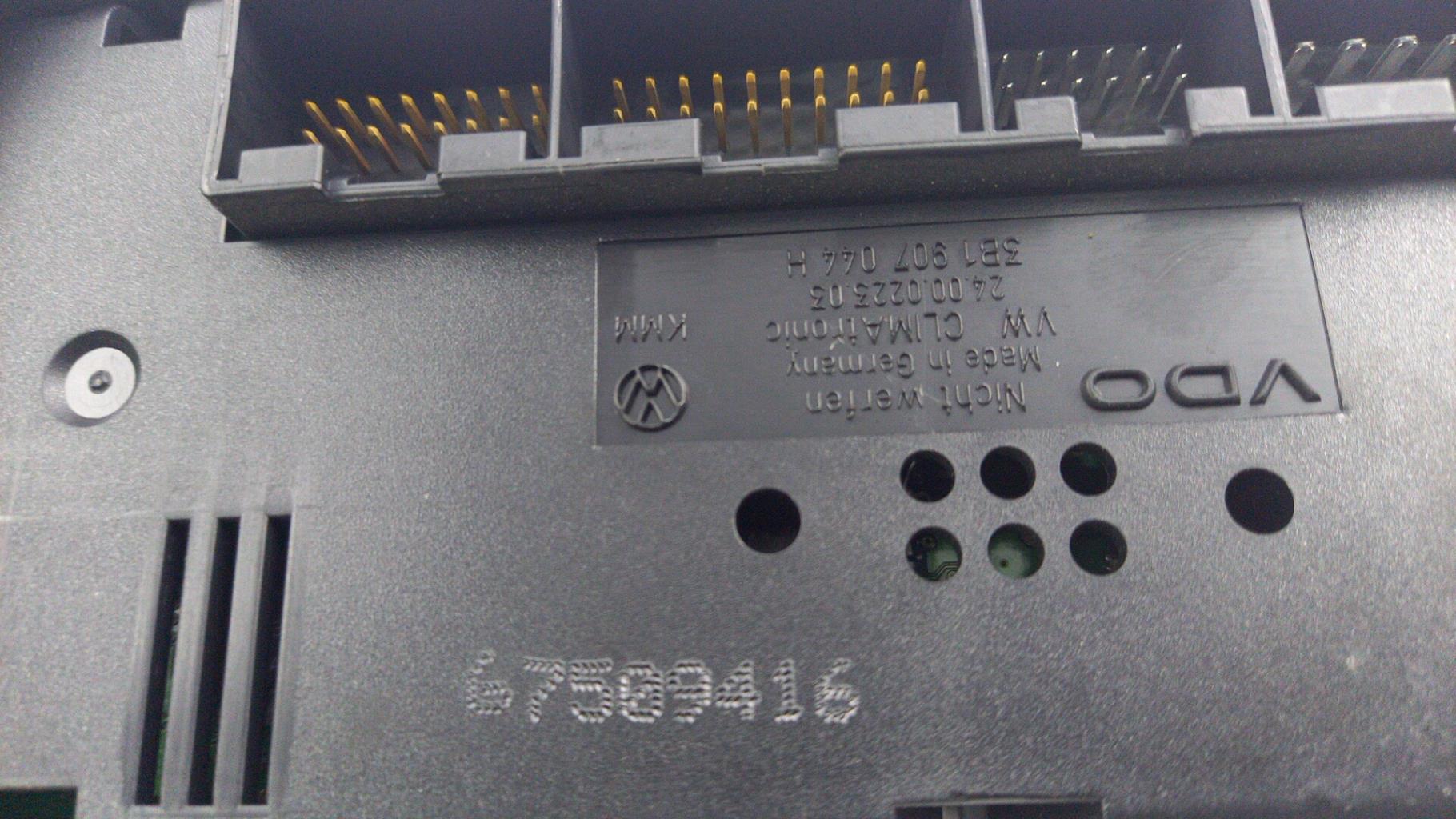 Commande chauffage VOLKSWAGEN PASSAT 4 PHASE 2 BREAK Diesel - 1