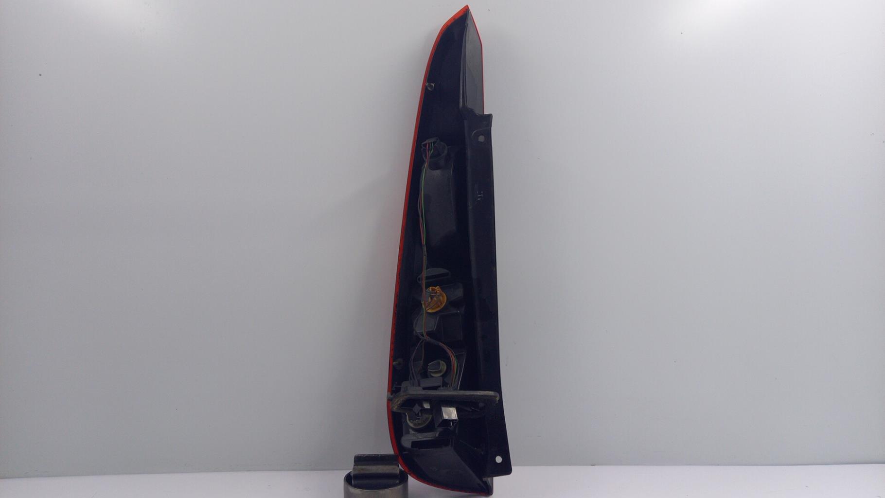 Fanale posteriore principale destro (luci) FORD FIESTA 5 PHASE 2 Diésel - 1
