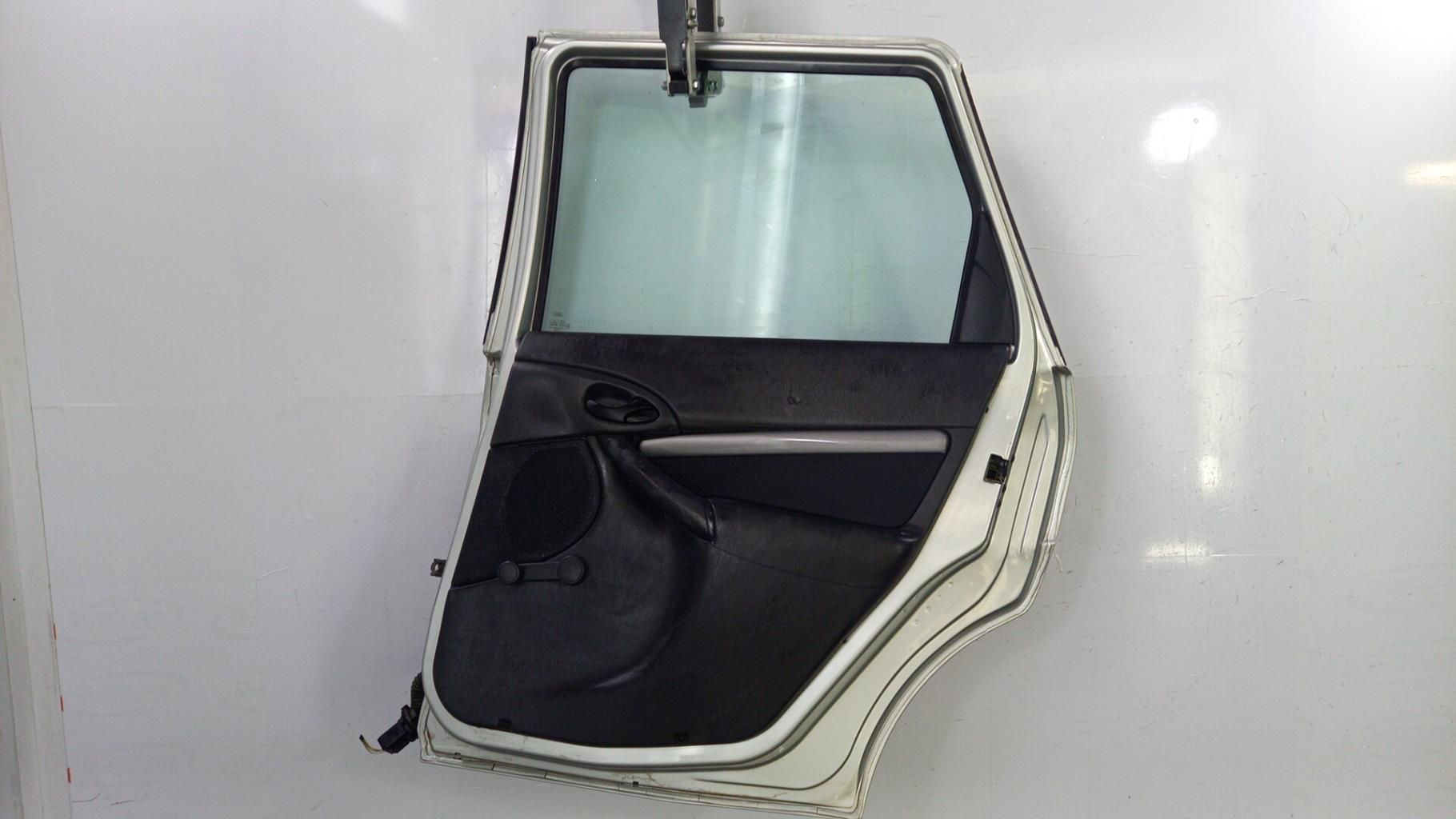 Puerta trasera derecha FORD FOCUS 1 BREAK Gasolina - 1