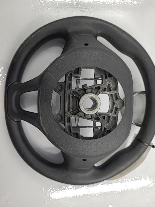 Image Volant - PEUGEOT 208 1