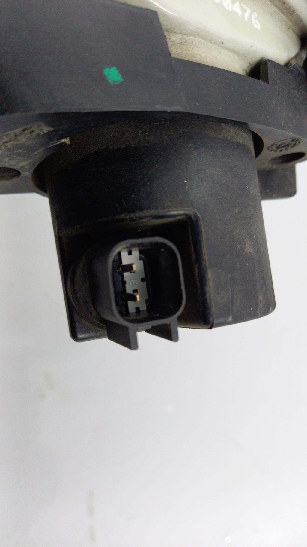Fendinebbia sinistro (luce) FORD FOCUS 1 BREAK Gasolina - 1