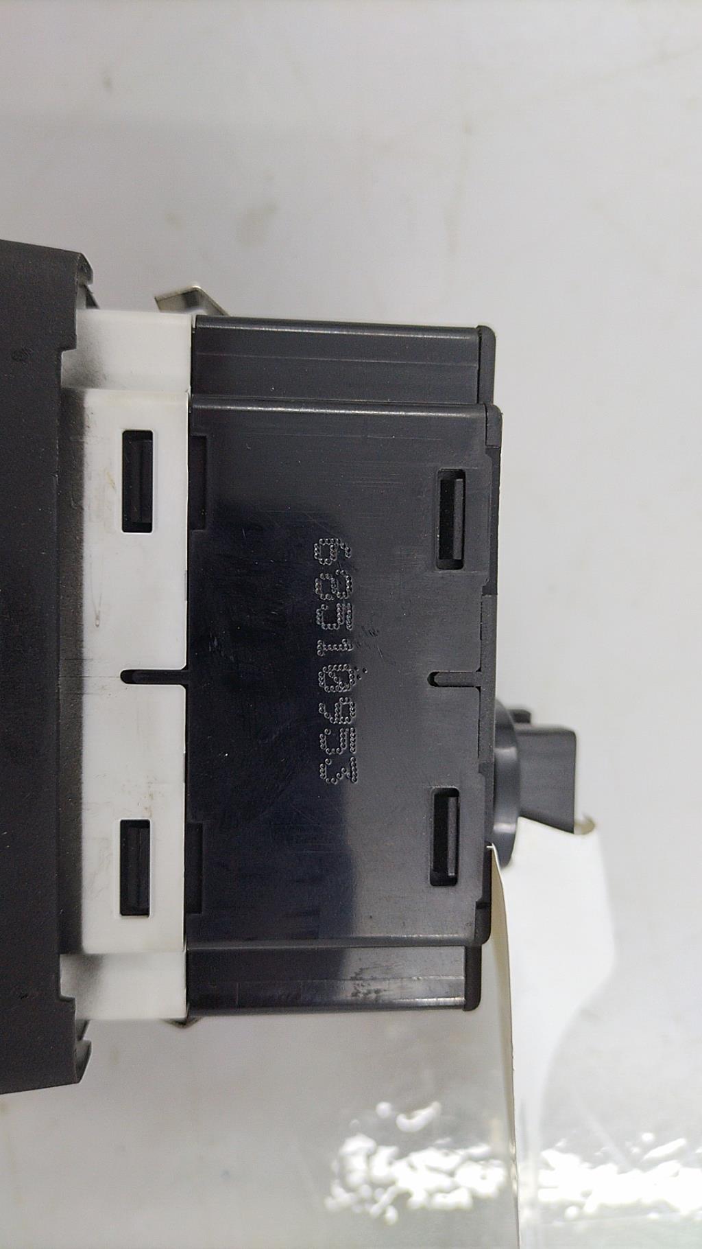 Commande de phare VOLVO V 50 PHASE 1 BREAK Diesel - 1