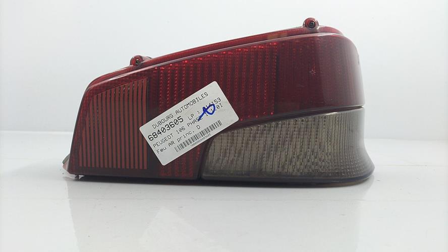 Image Feu arriere principal droit (feux) - PEUGEOT 106