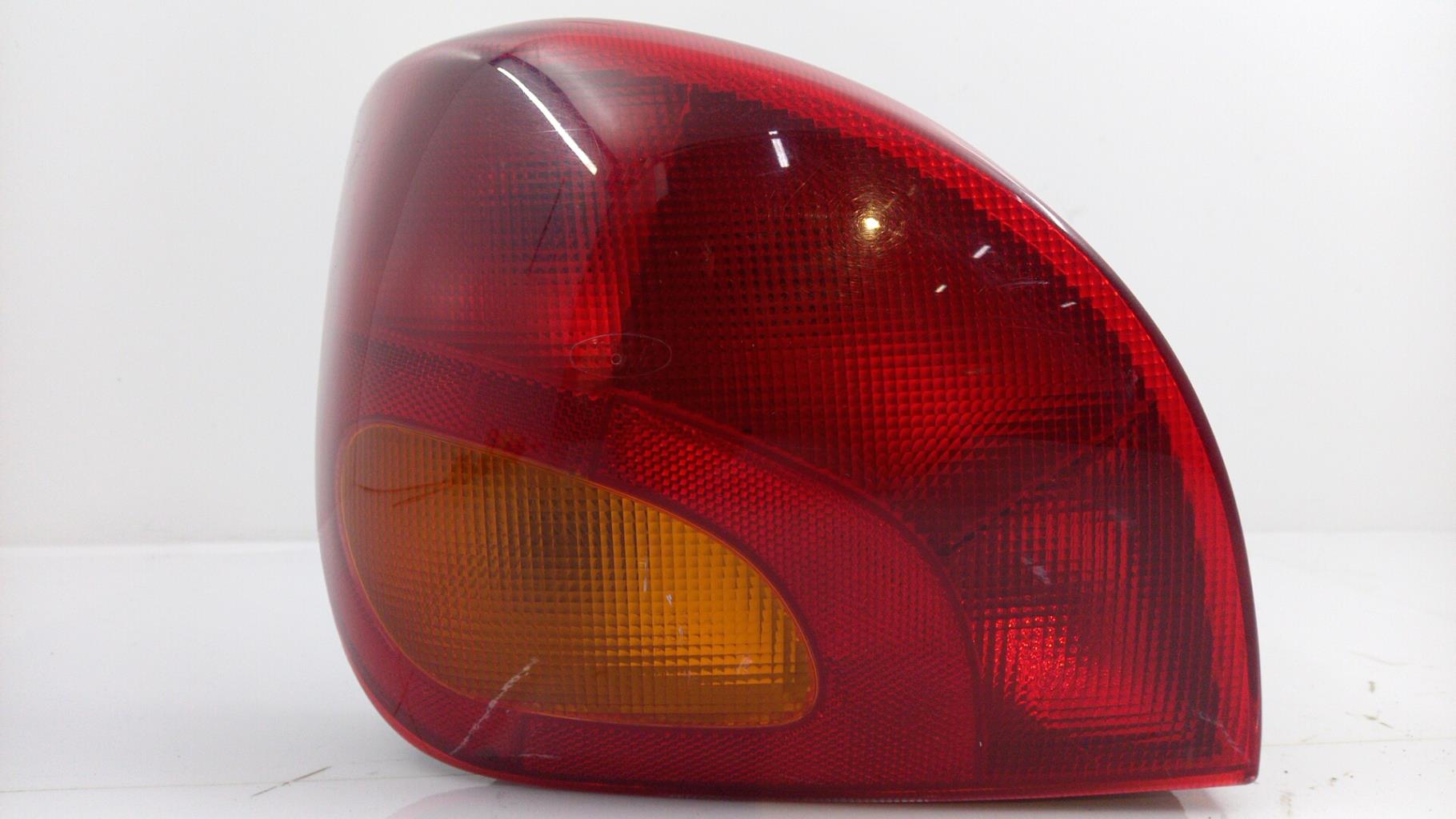 Fanale posteriore principale sinistro (luci) FORD FIESTA 4 PHASE 2 Diésel - 1