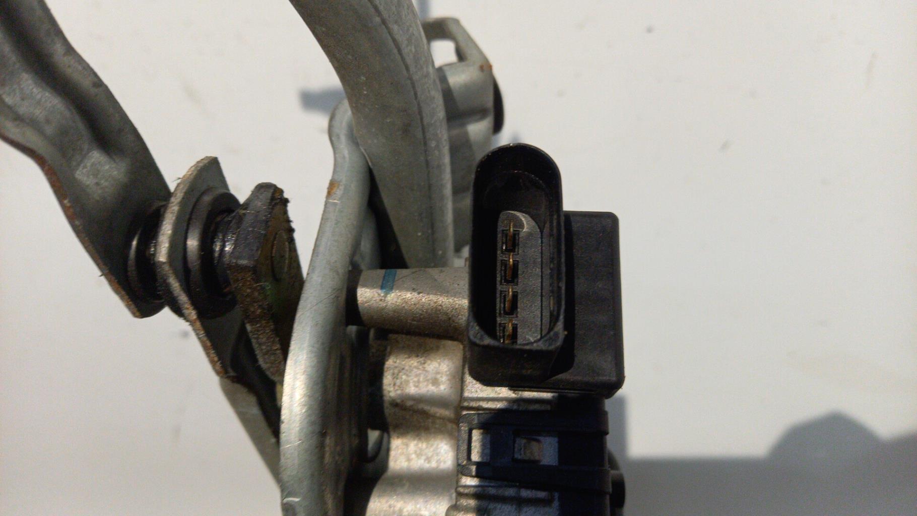 Motore tergicristallo anteriore VOLKSWAGEN PASSAT 4 PHASE 2 BREAK Diésel - 1