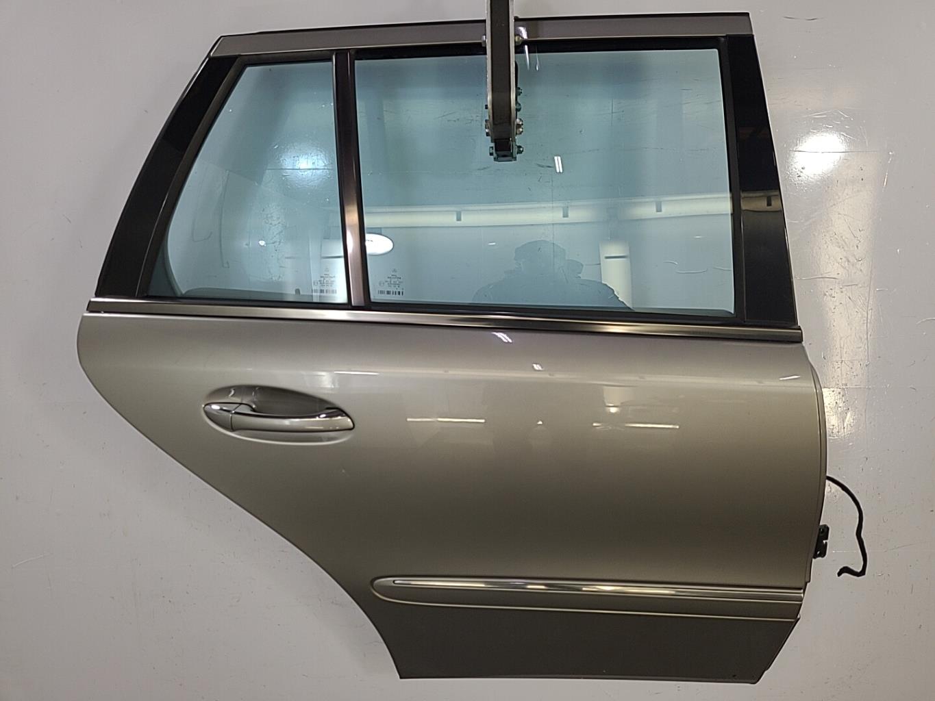 Portiera posteriore destra MERCEDES CLASSE E 211 PHASE 1 BREAK Diésel - 1