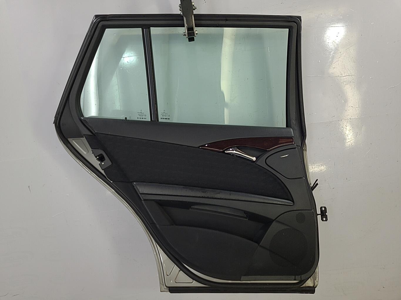 Portiera posteriore sinistra MERCEDES CLASSE E 211 PHASE 1 BREAK Diésel - 1