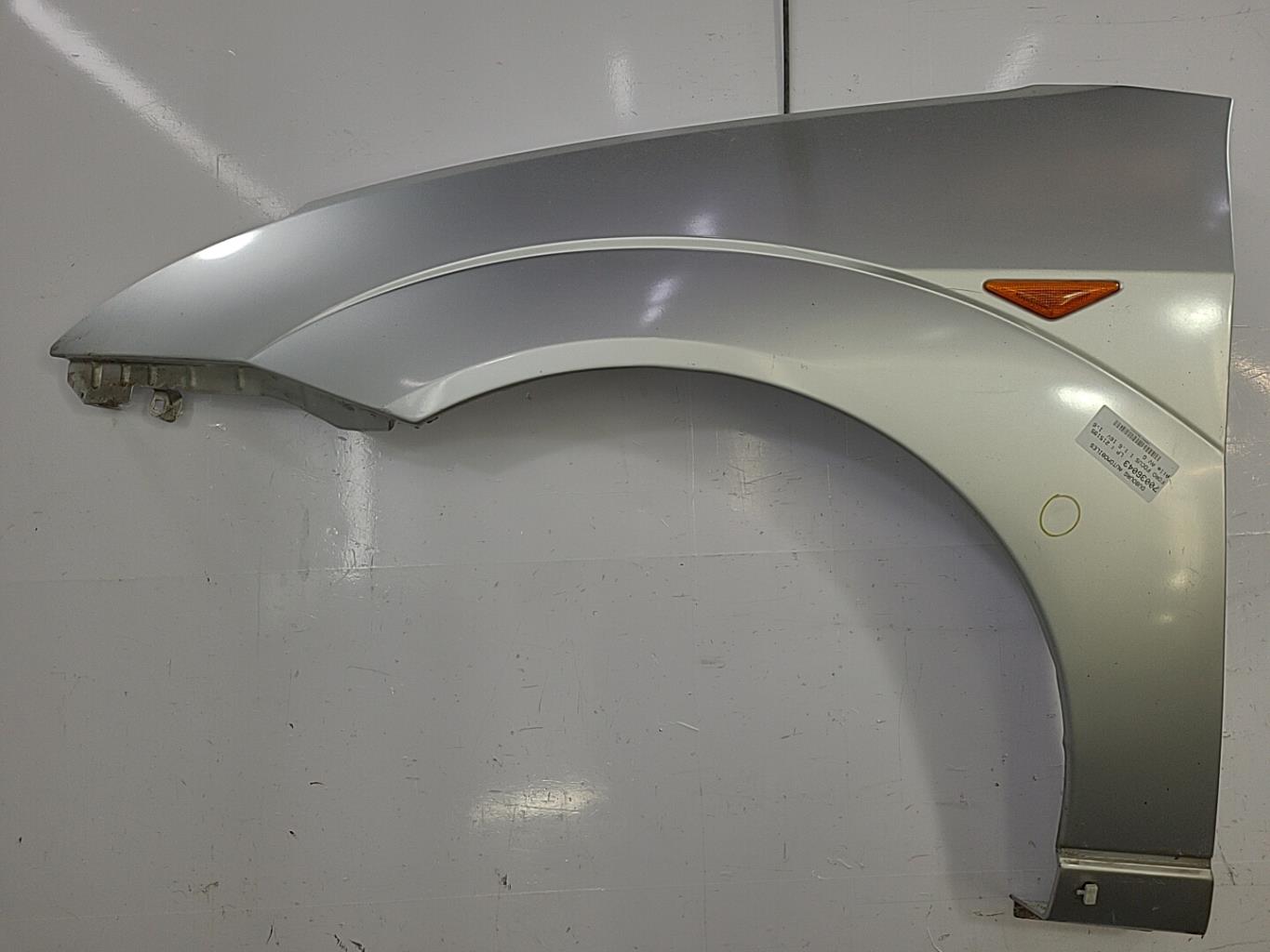 Aile avant gauche FORD FOCUS 1 Essence - 1