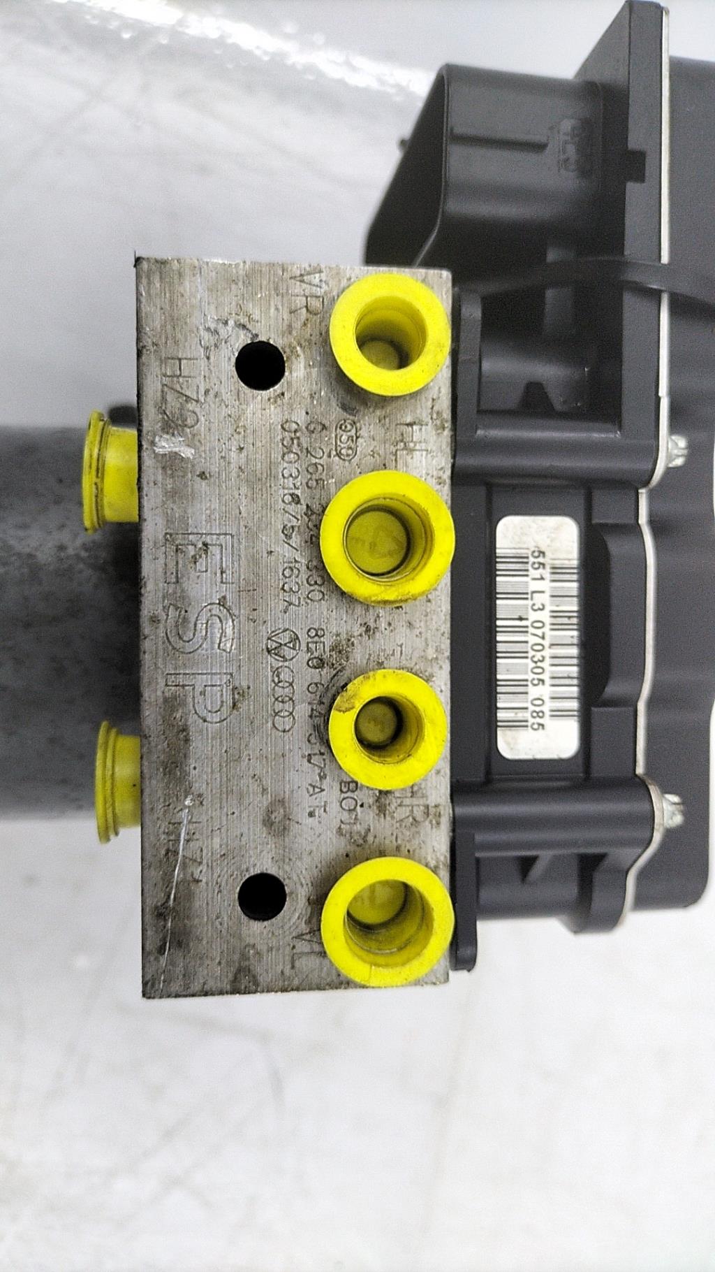 Bloc ABS (freins anti-blocage) AUDI A4 2 AVANT PHASE 2 BREAK Diesel - 1