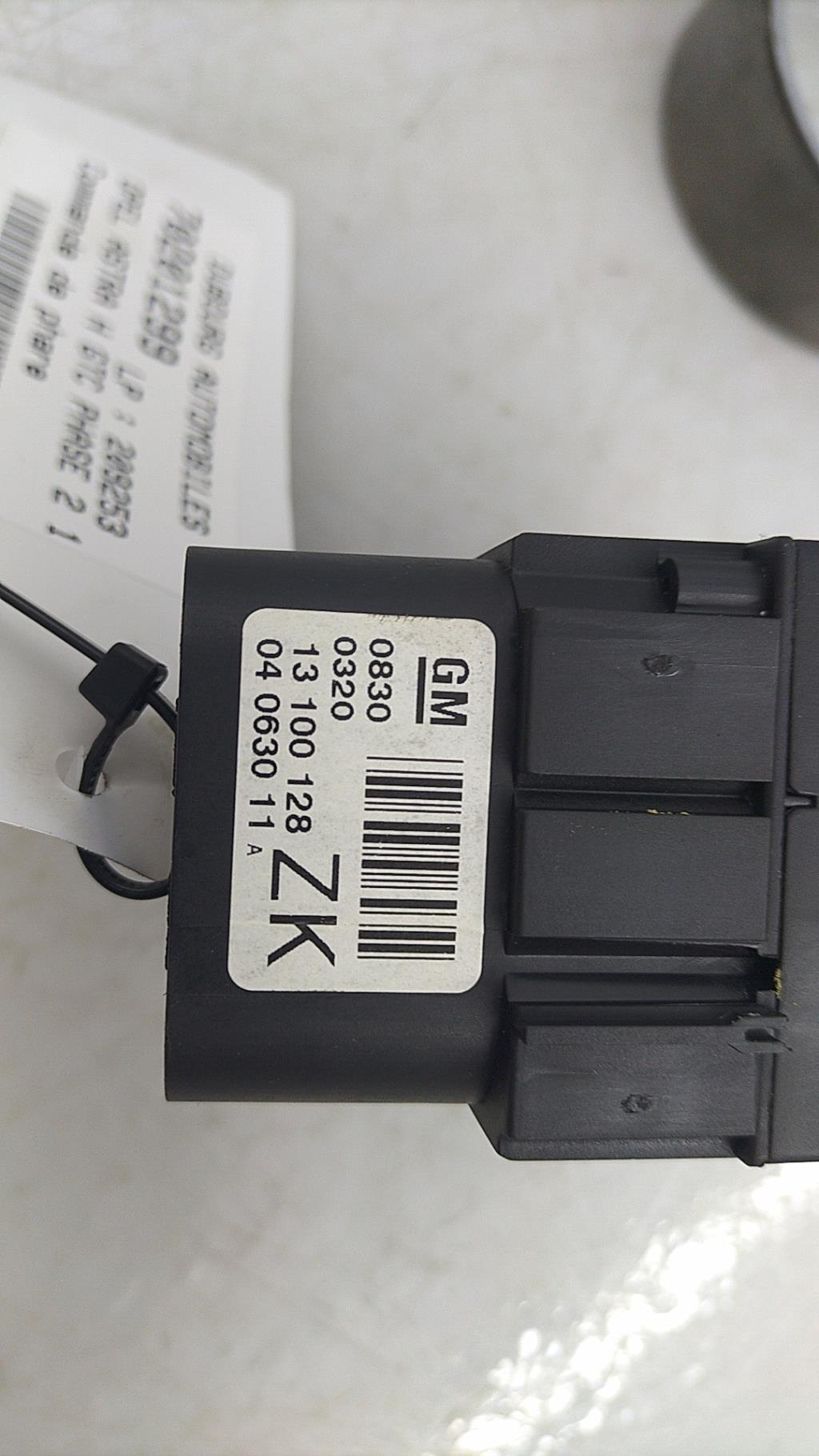 Commande de phare OPEL ASTRA H GTC PHASE 2 Diesel - 1