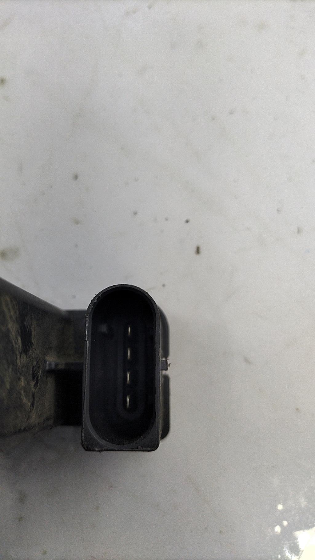 Pinza freni posteriore sinistra PEUGEOT 308 2 PHASE 1 Diésel - 1