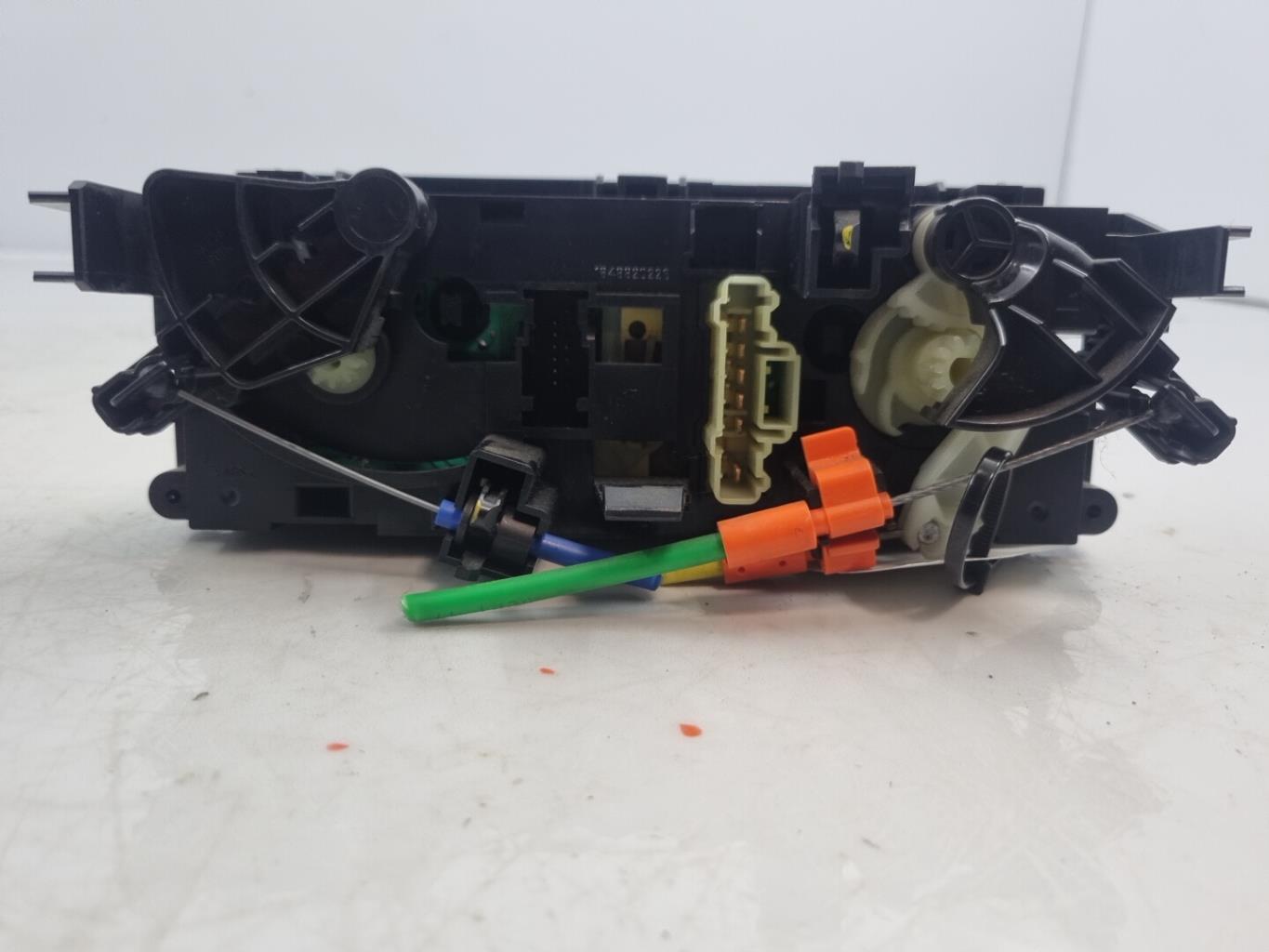 Commande chauffage PEUGEOT 207 PHASE 1 Diesel - 1