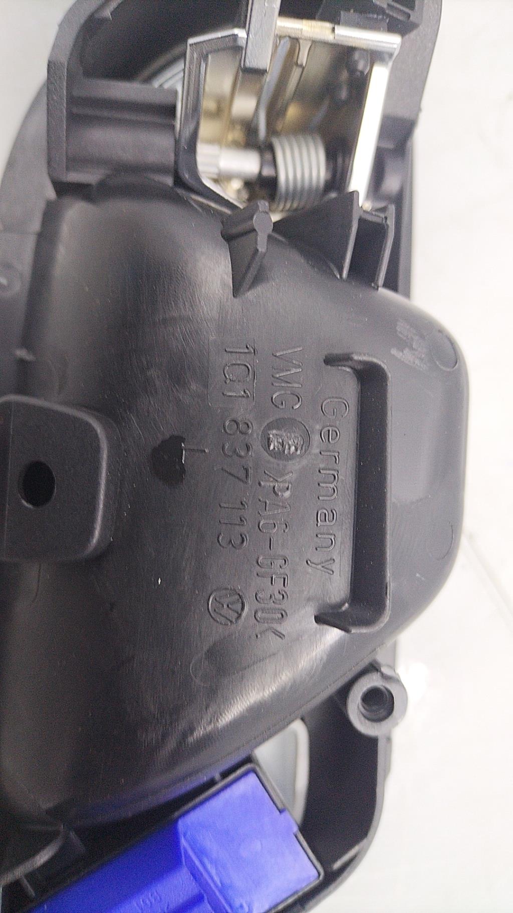Commande de fermeture centralisee VOLKSWAGEN SCIROCCO 3 PHASE 1 COUPE Essence - 1