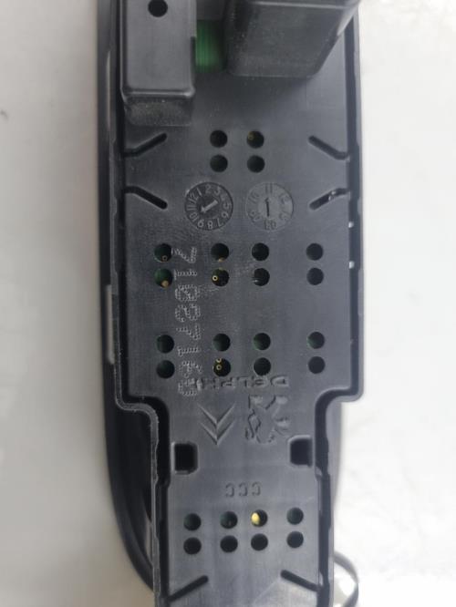 Image Interrupteur de leve vitre - CITROEN C3 2