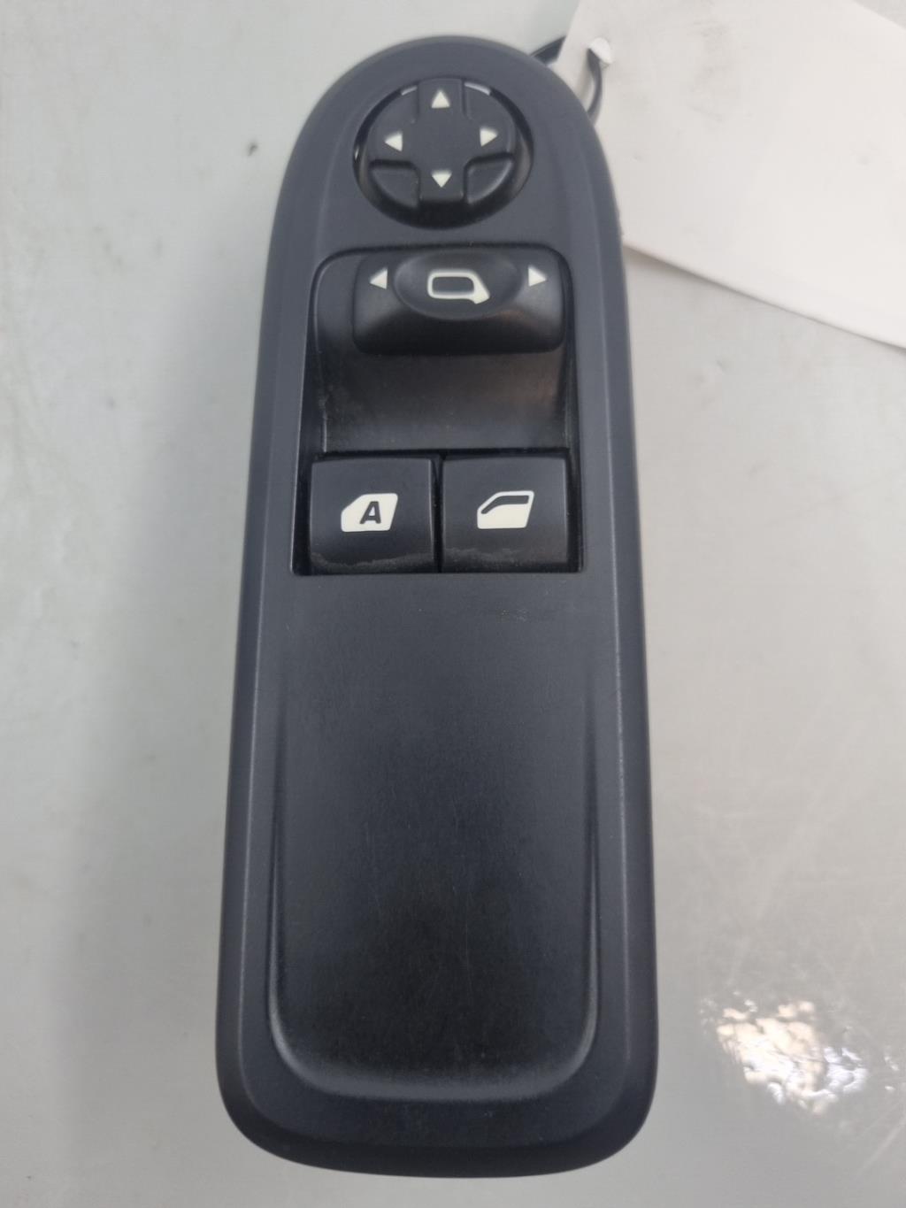 Interrupteur de leve vitre CITROEN C3 2 PHASE 1 Diesel - 1
