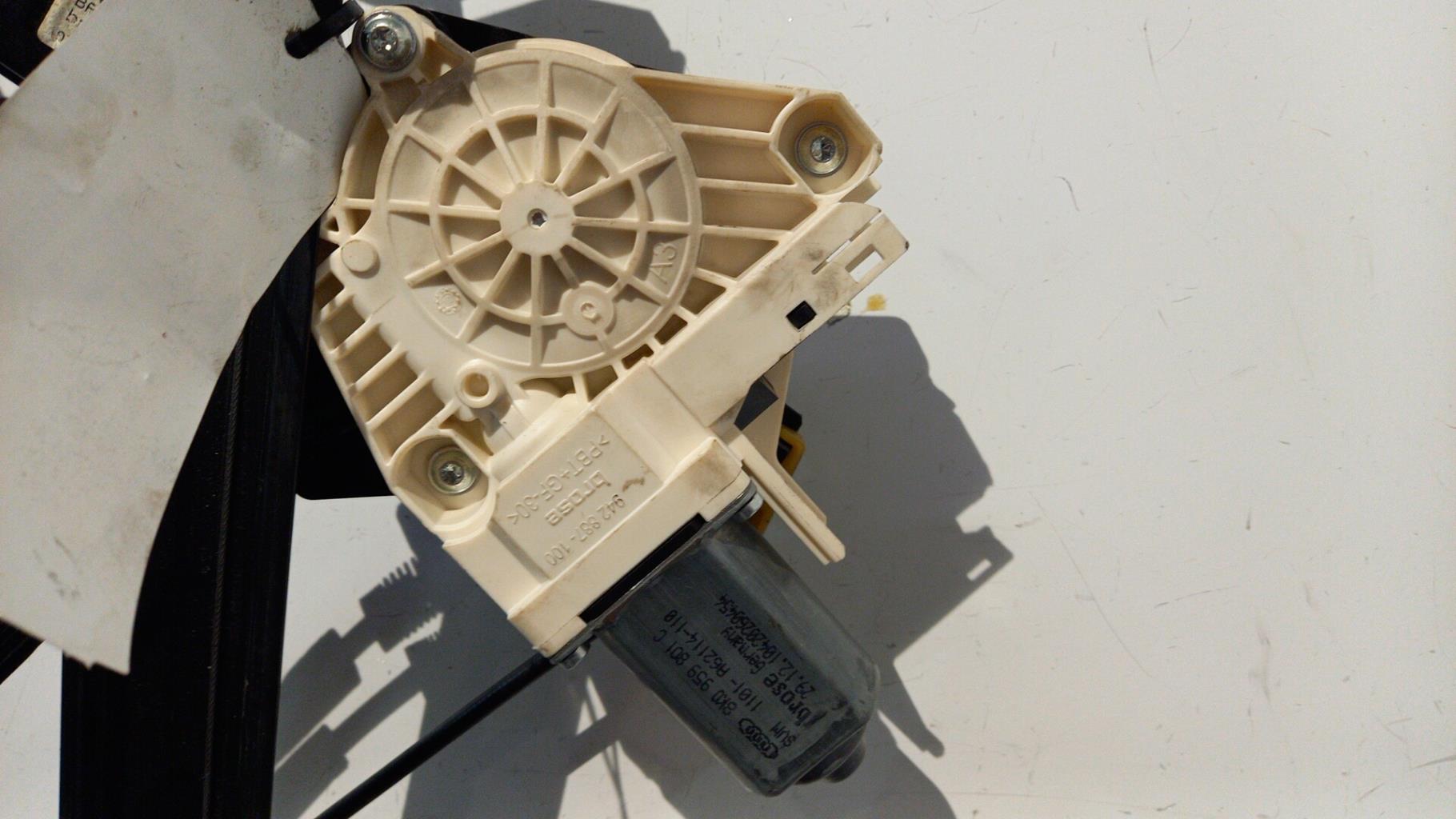 Alzacristalli elettrico anteriore sinistro AUDI A1 1 PHASE 1 Diésel - 1