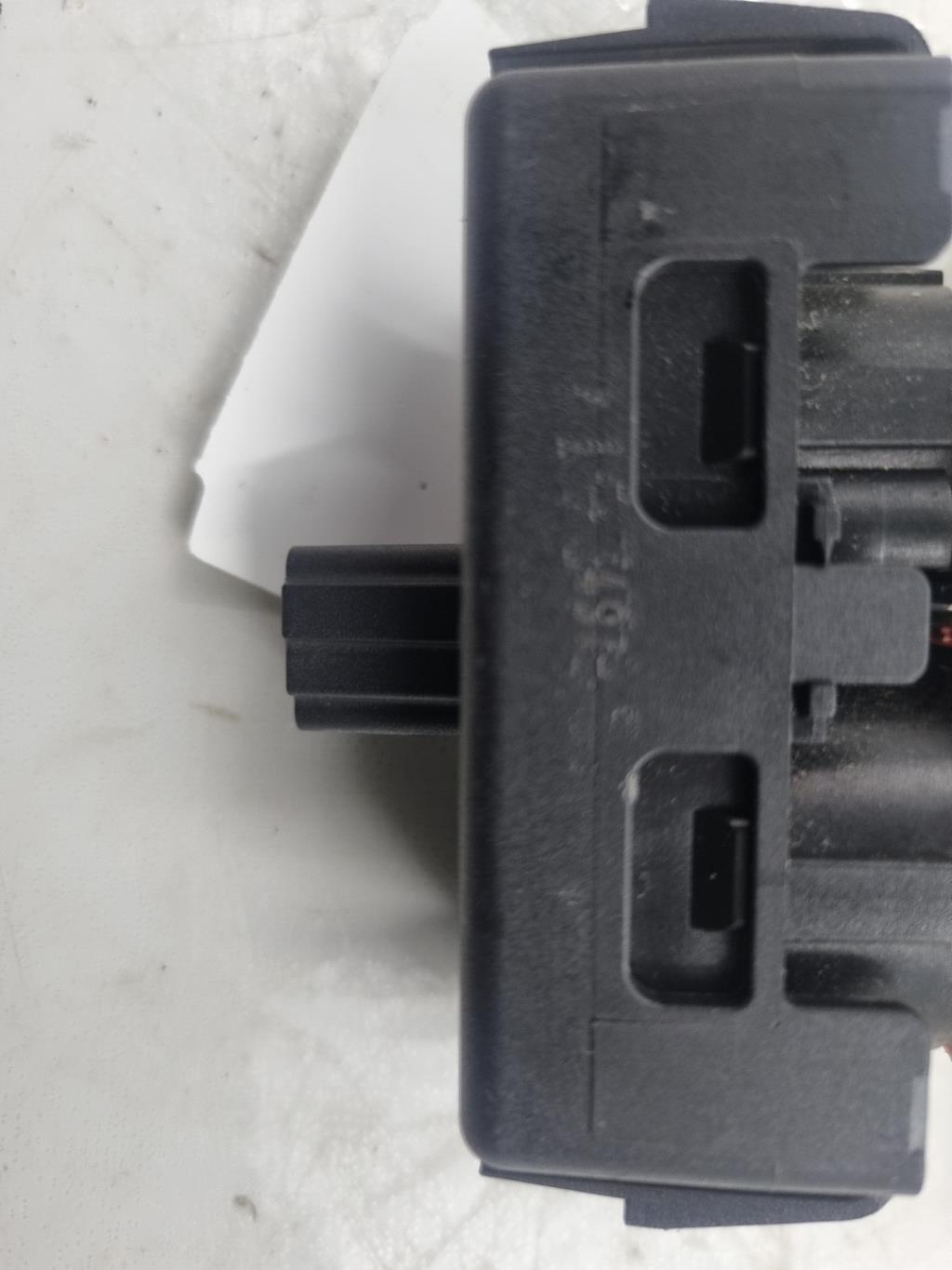 Bouton de warning RENAULT MODUS PHASE 1 Diesel - 1