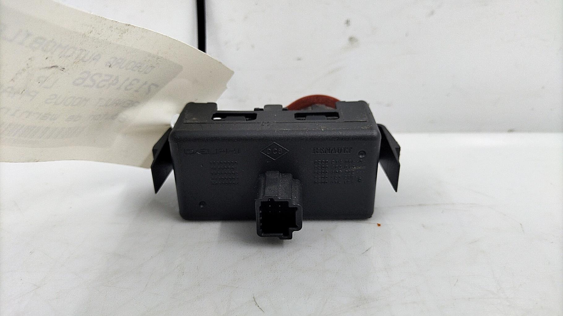 Bouton de warning RENAULT MODUS PHASE 1 Essence - 1