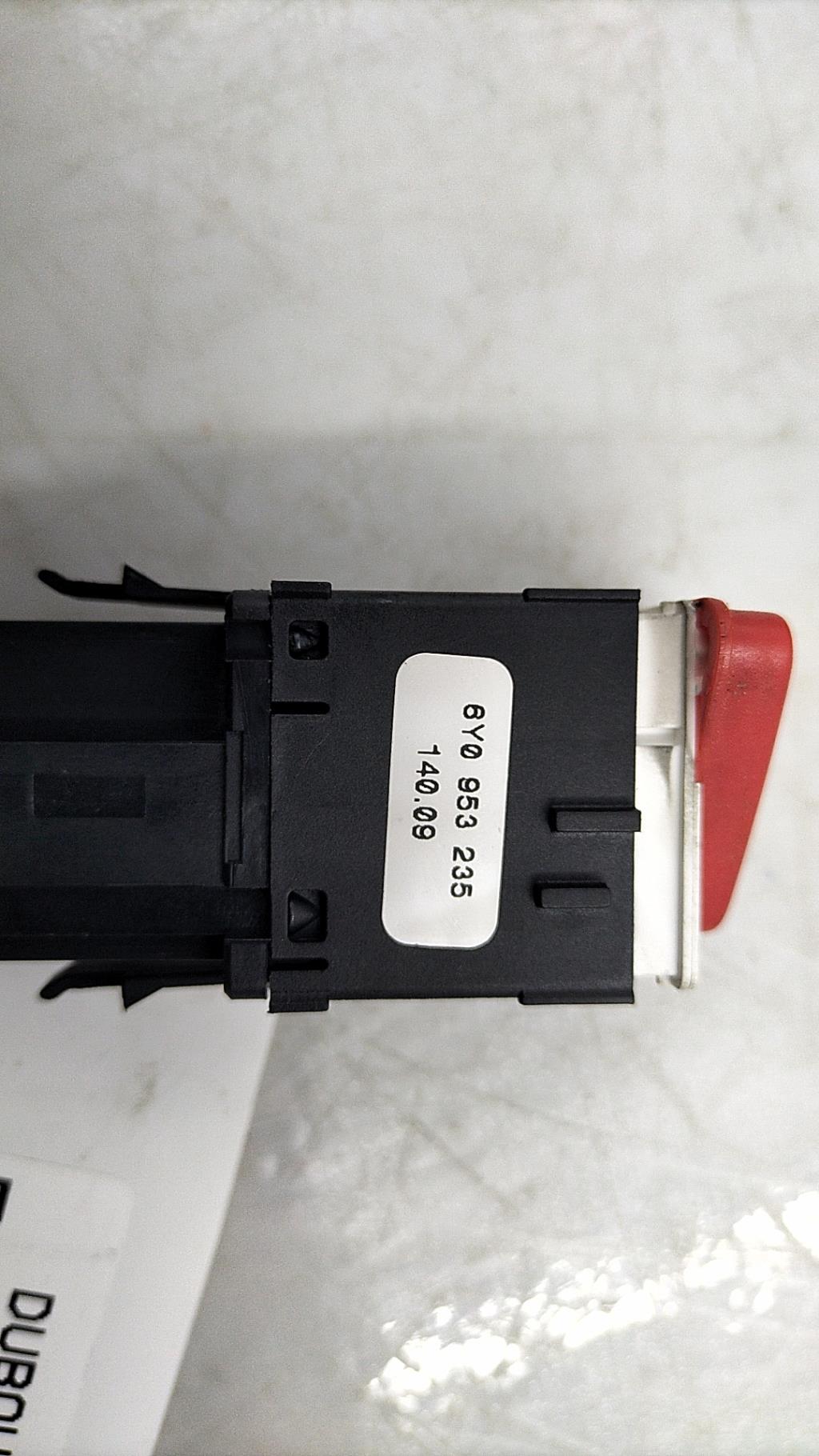 Interruttore luci emergenza VOLKSWAGEN TRANSPORTER 5 PHASE 1  - 1