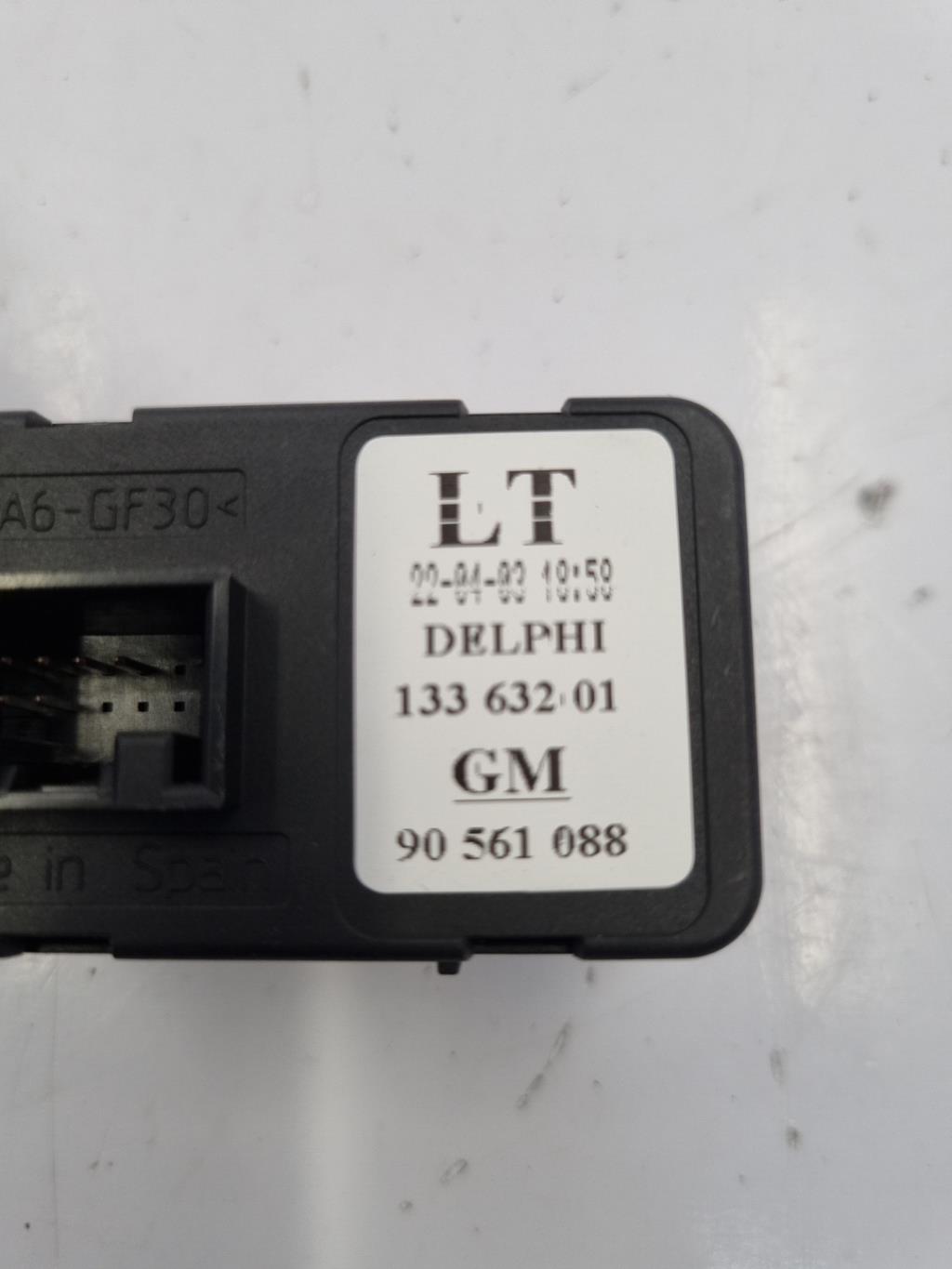 Interrupteur de leve vitre OPEL ZAFIRA A PHASE 2 Diesel - 1