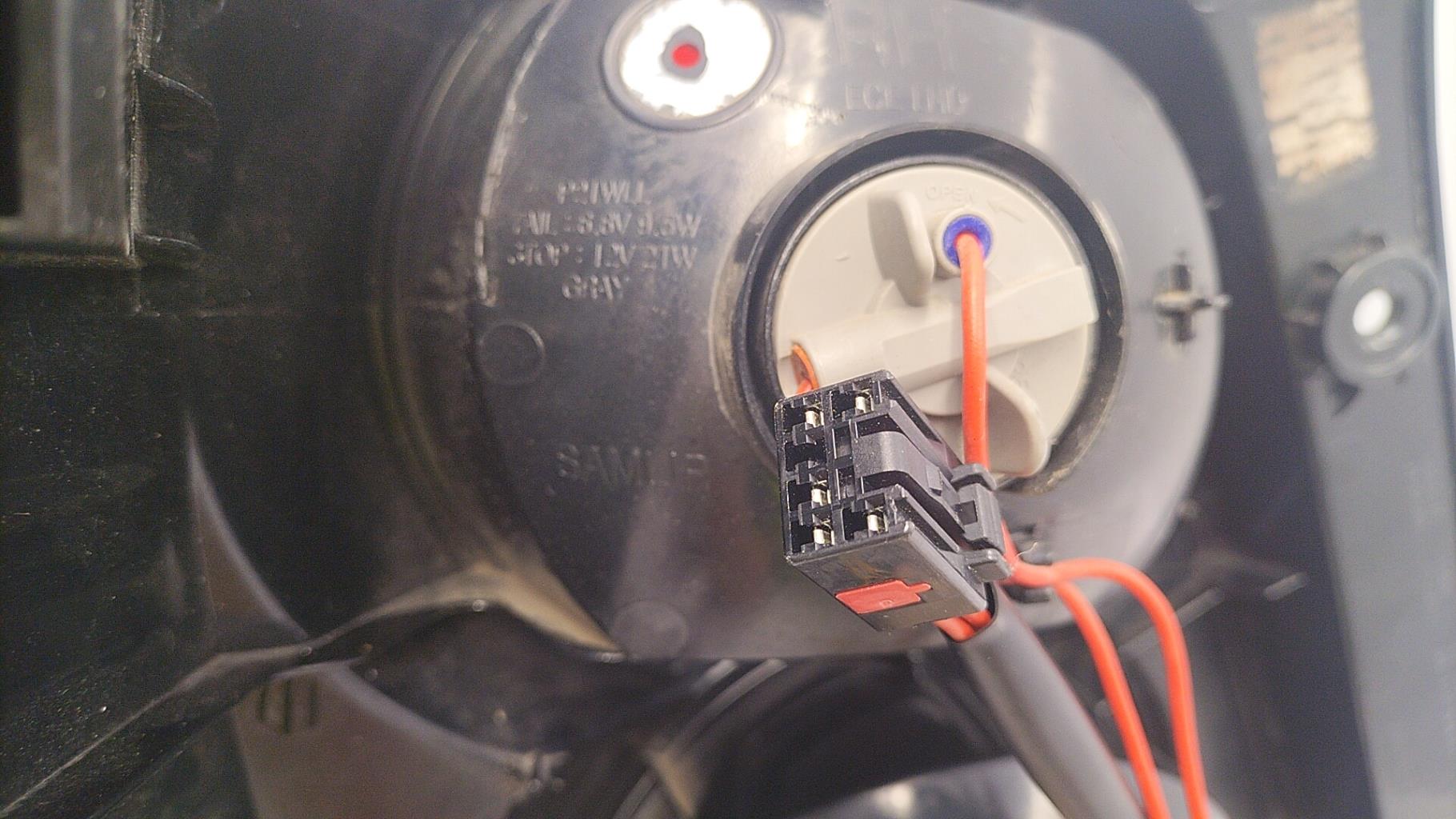 Fanale posteriore principale destro (luci) CHEVROLET AVEO 2 Diésel - 1