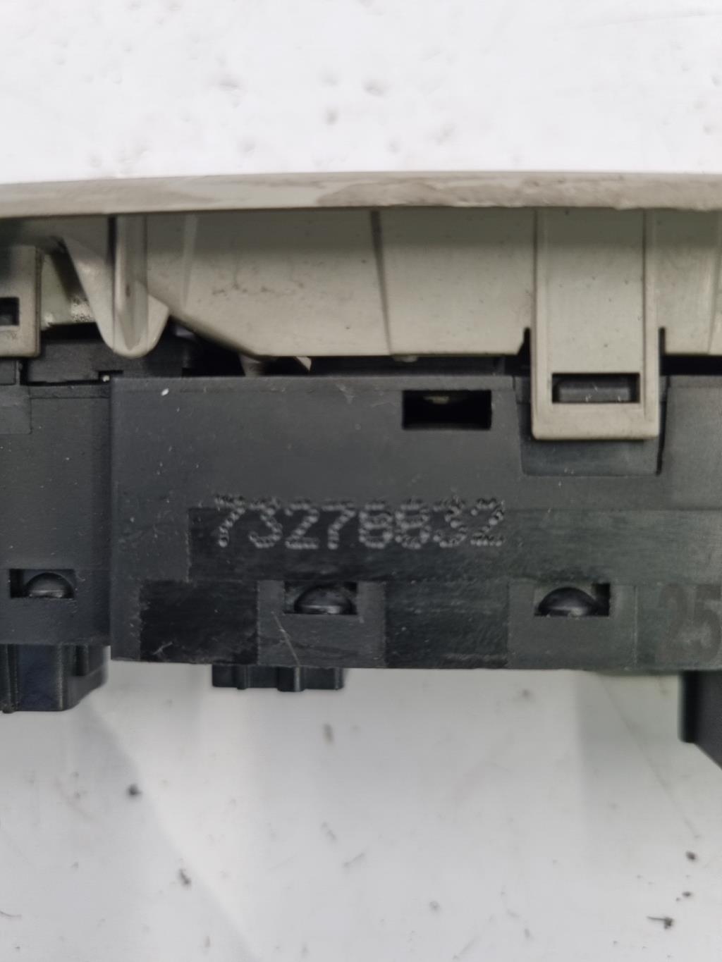 Interrupteur de leve vitre CITROEN C5 2 BREAK Diesel - 1