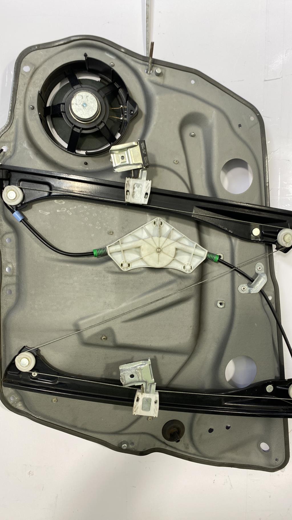 Alzacristalli elettrico anteriore sinistro MERCEDES CLASSE B 245 PHASE 1 Diésel - 1