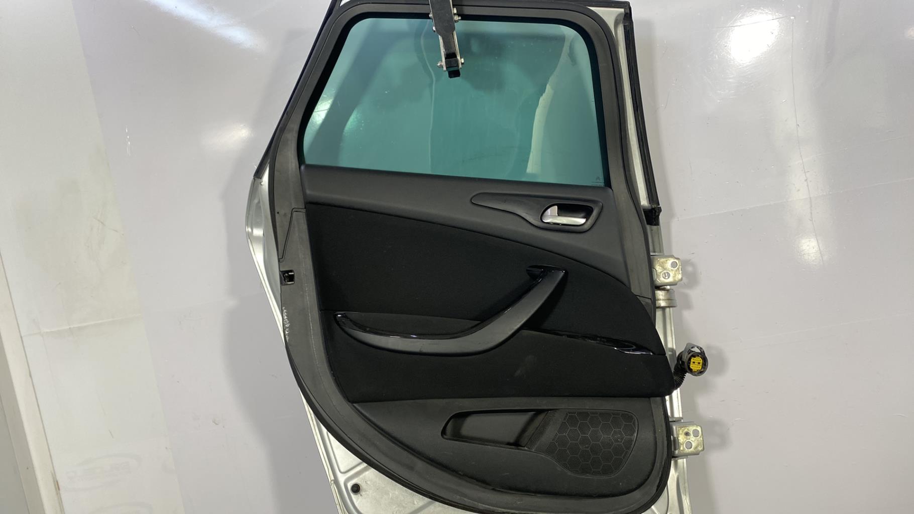 Puerta trasera izquierda CITROEN C5 2 BREAK Diésel - 1