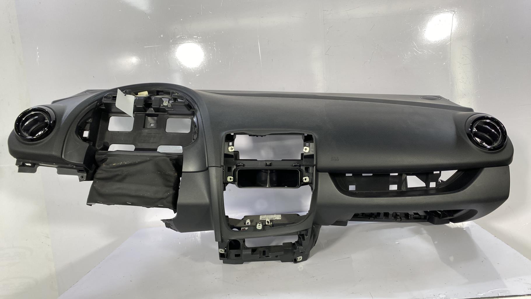 Tableau de bord RENAULT CLIO 4 PHASE 1 Diesel - 1