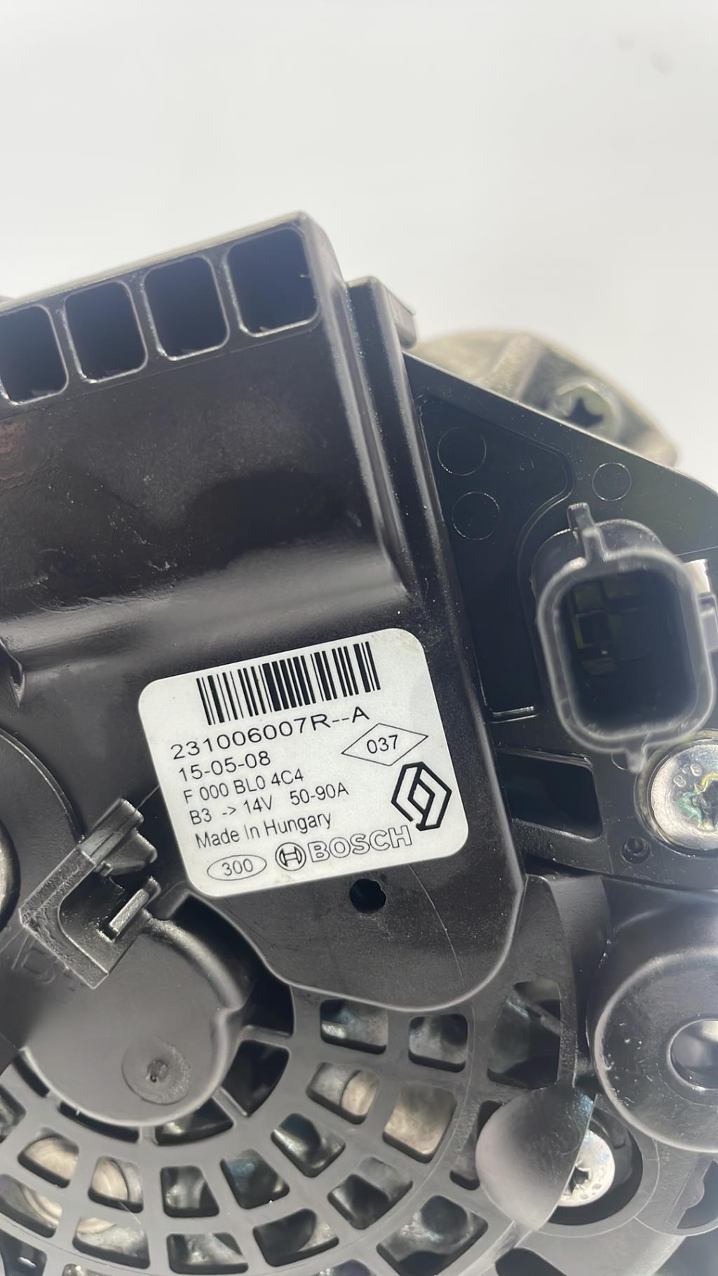 Alternateur RENAULT CLIO 4 PHASE 1 Essence - 1