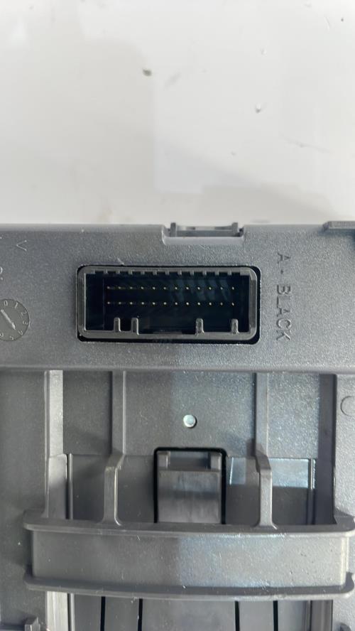 Image Lecteur de carte (neiman) - RENAULT CLIO 4