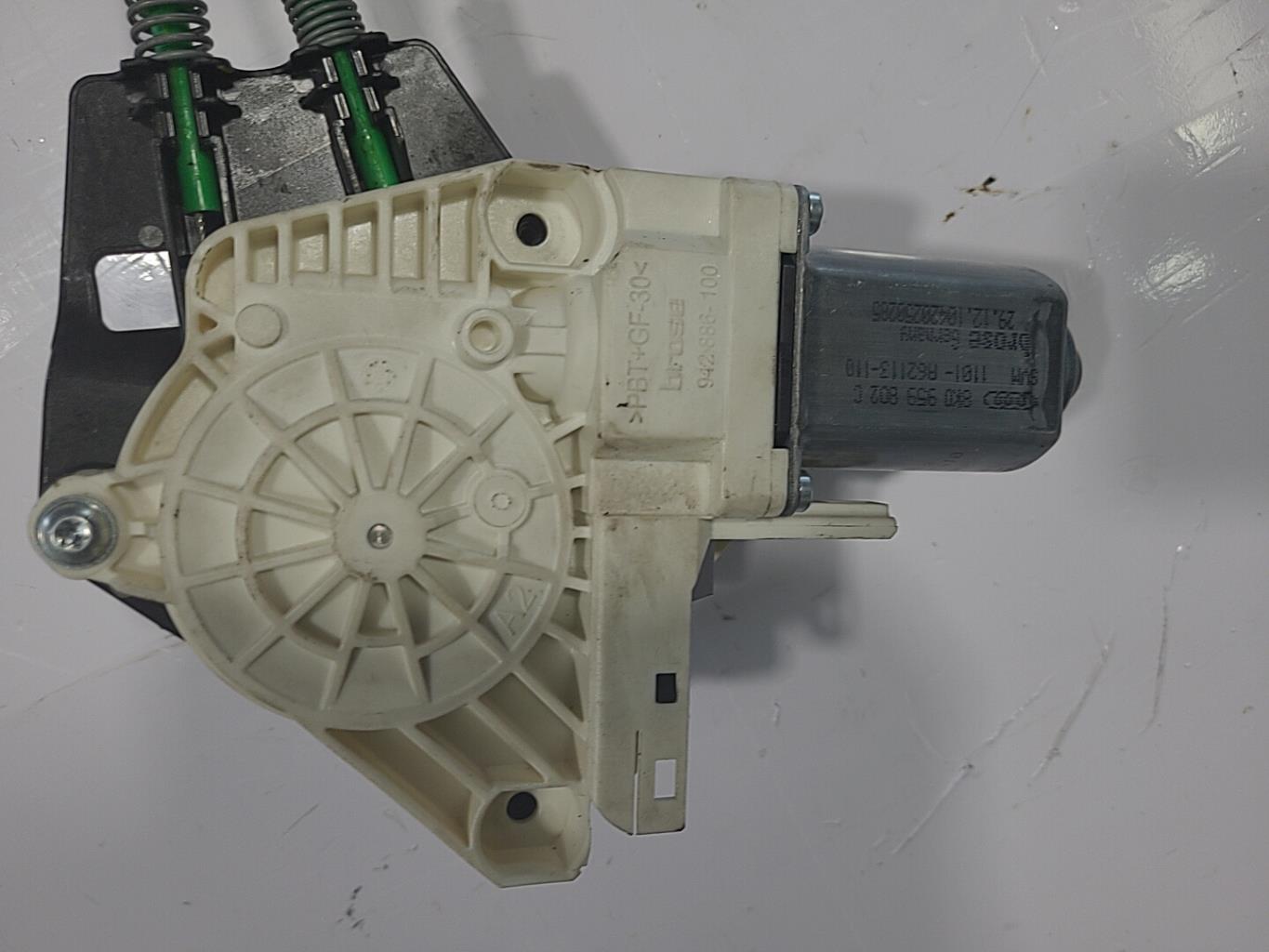 Alzacristalli elettrico anteriore destro AUDI A1 1 PHASE 1 Gasolina - 1
