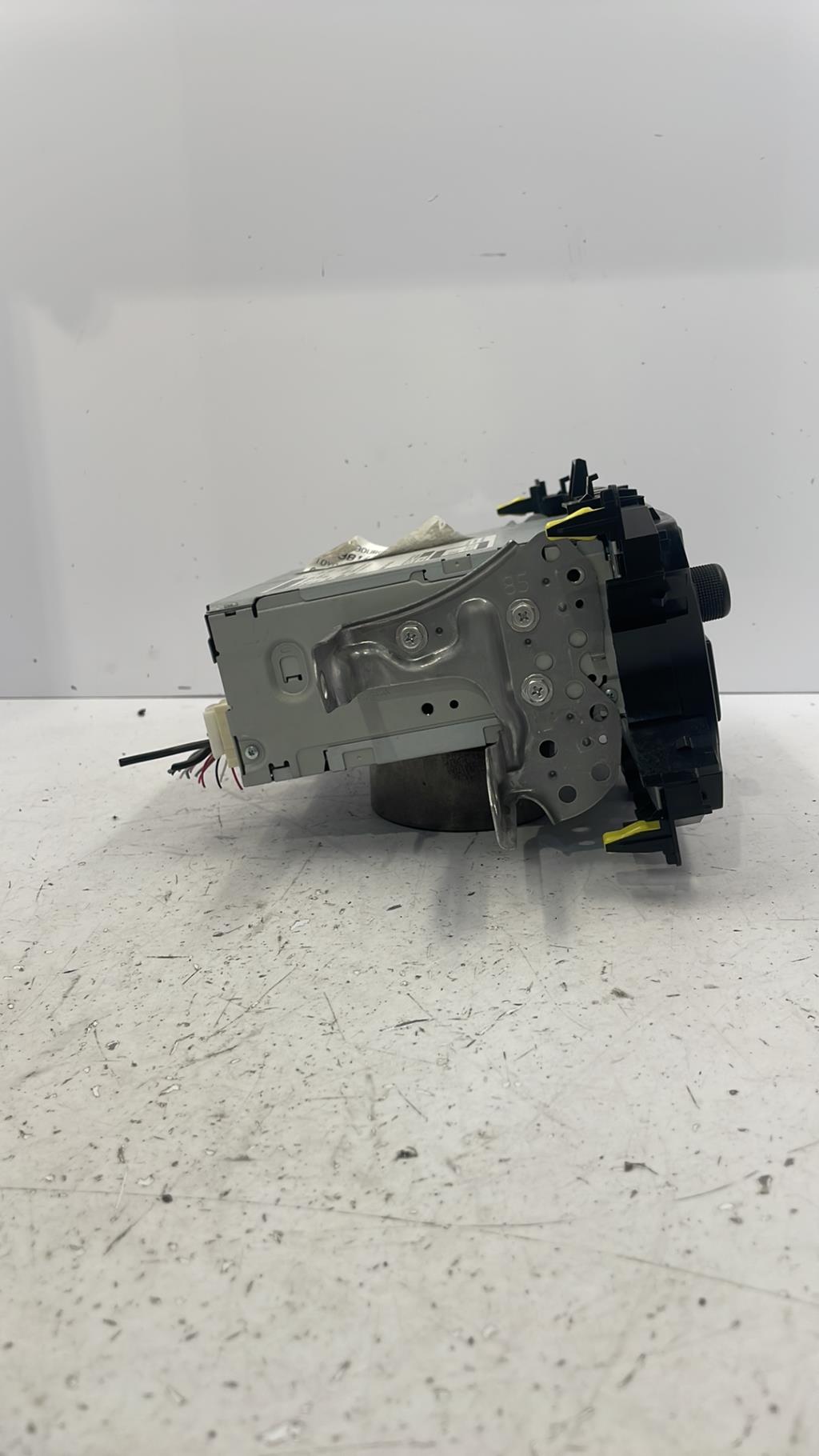 Autoradio originale TOYOTA YARIS 3 PHASE 1 Gasolina - 1