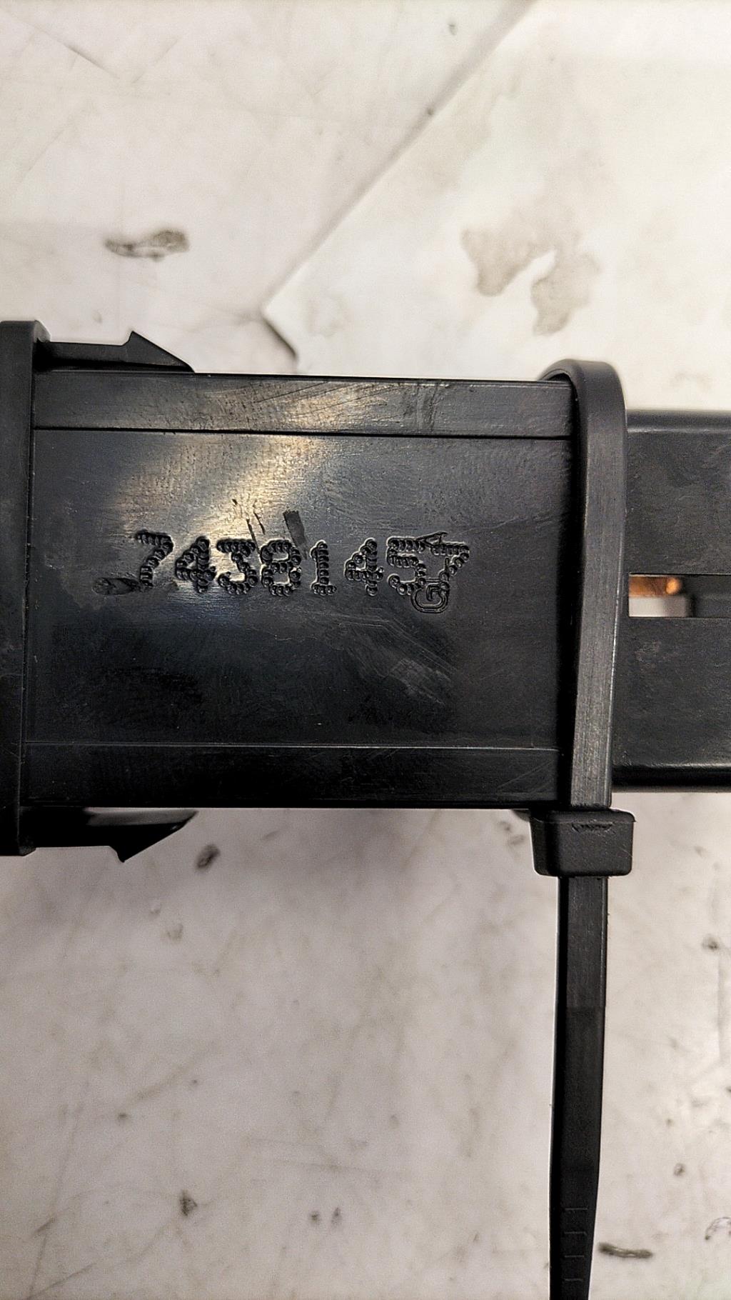 Bouton de warning KIA PICANTO 2 PHASE 1 Essence - 1