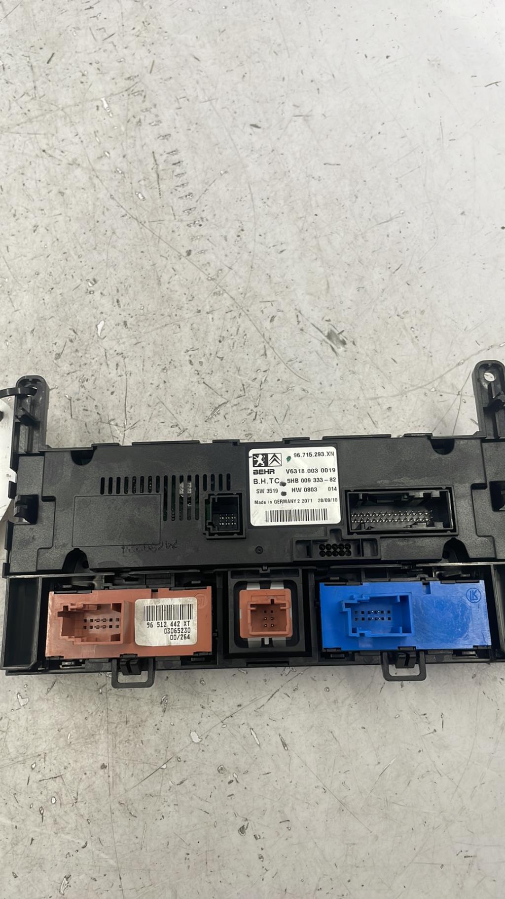 Commande chauffage PEUGEOT 407 PHASE 1 Diesel - 1