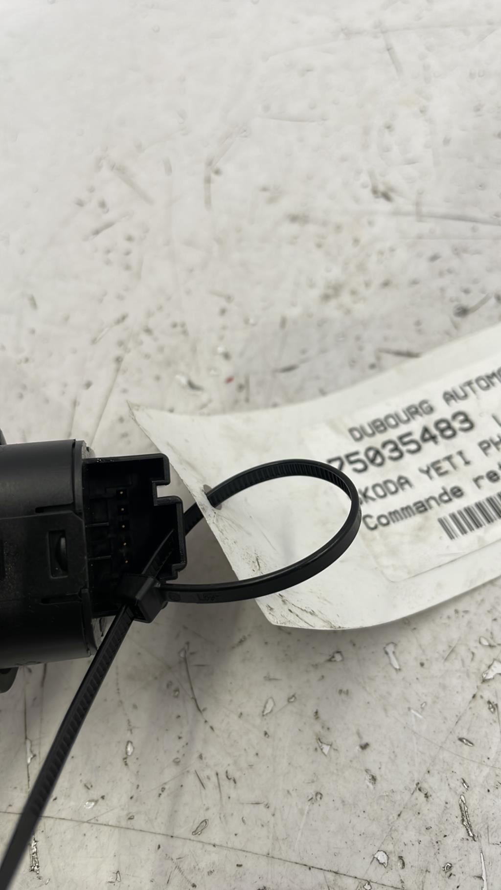 Commande retroviseurs SKODA YETI PHASE 1 Diesel - 1