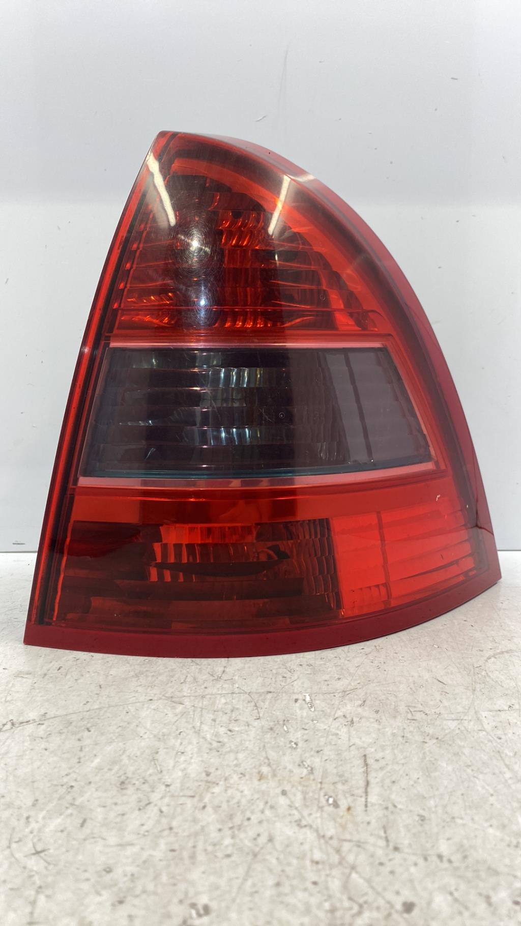 Fanale posteriore principale destro (luci) CITROEN C5 1 PHASE 2 Diésel - 1