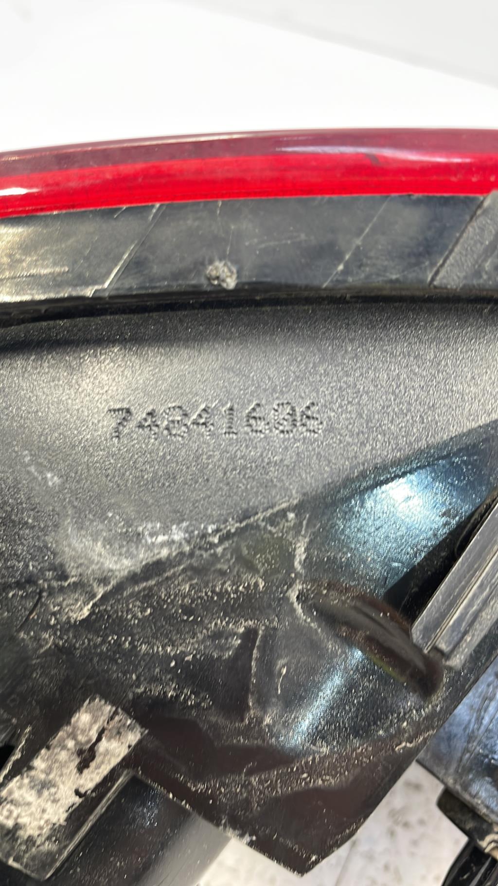 Fanale posteriore principale destro (luci) RENAULT CLIO 4 PHASE 1 Diésel - 1