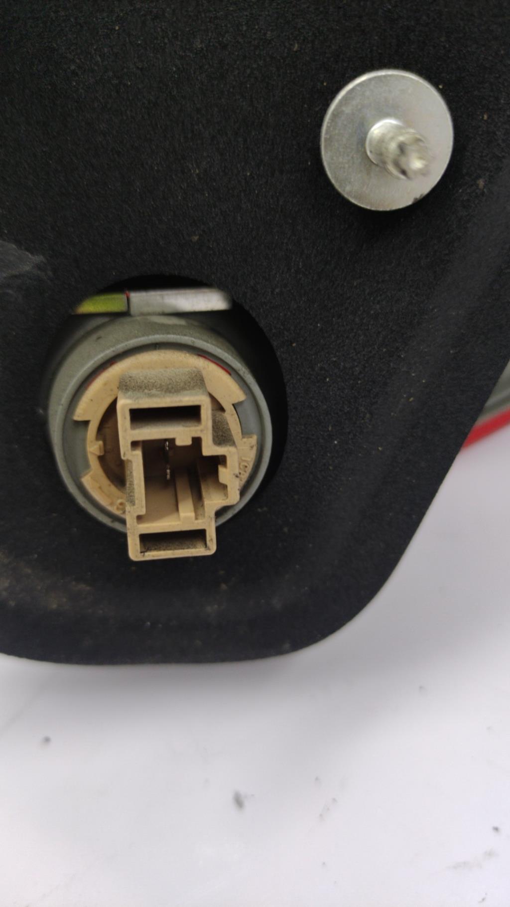 Fanale posteriore principale sinistro (luci) HONDA FR-V Diésel - 1