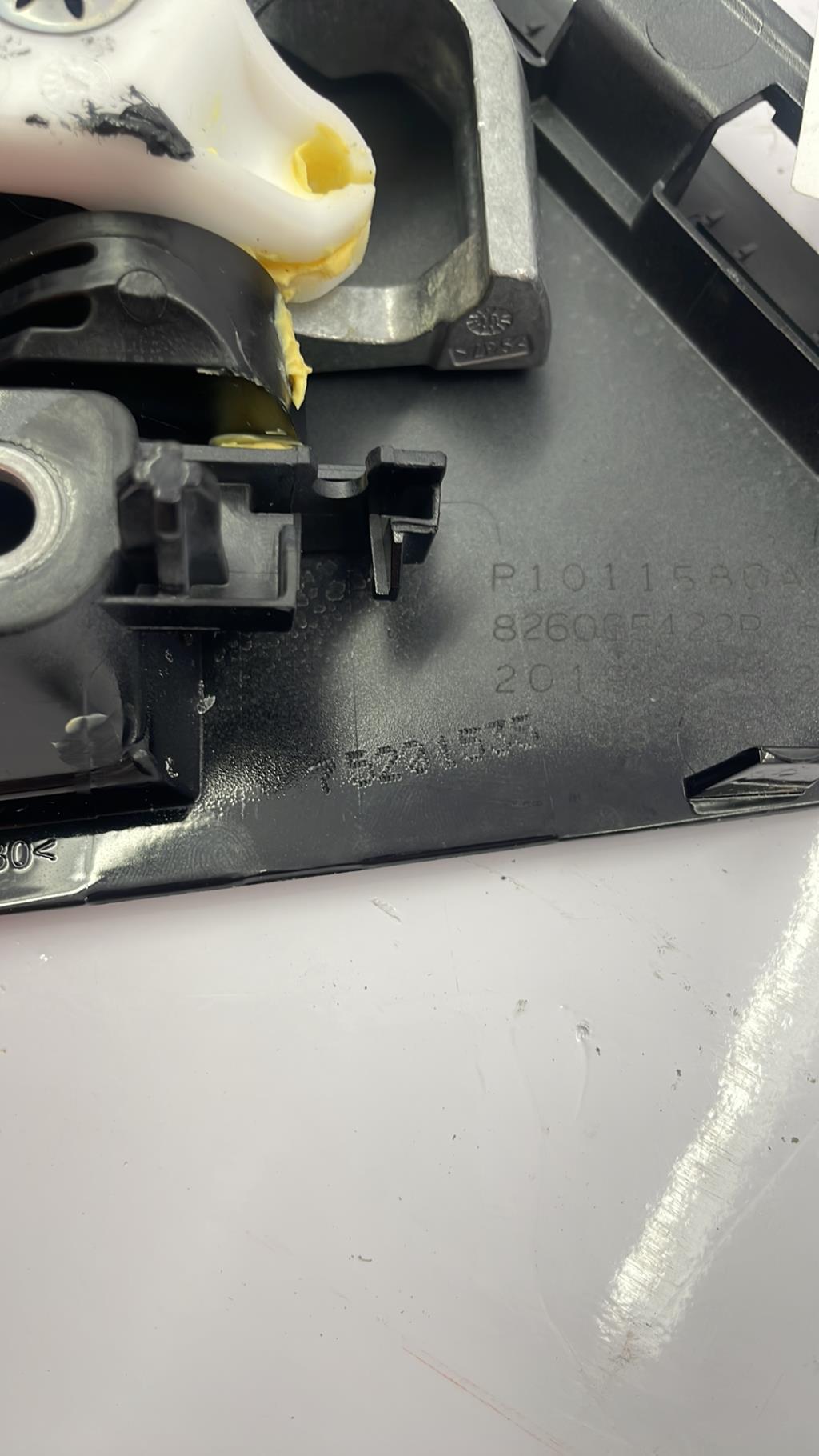 Maniglia portiera posteriore sinistra RENAULT CLIO 5 PHASE 1 Gasolina/Híbrido - 1