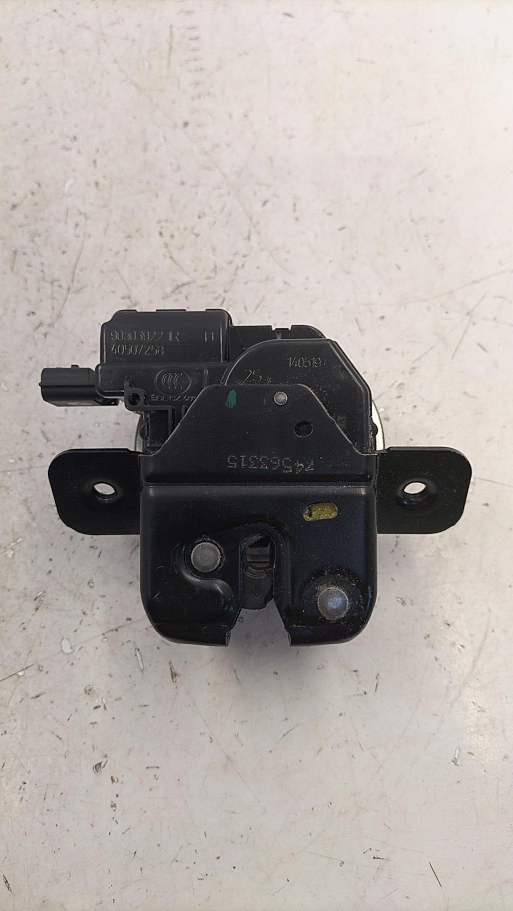 Serrure de hayon RENAULT CLIO 5 PHASE 1 Essence/Hybride - 1