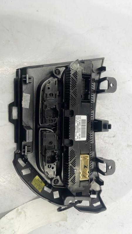 Commande chauffage FORD FOCUS 3 PHASE 1 Essence - 1