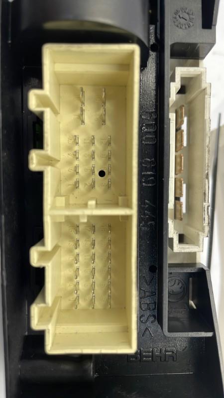 Commande chauffage VOLKSWAGEN POLO 4 PHASE 2 Diesel - 1