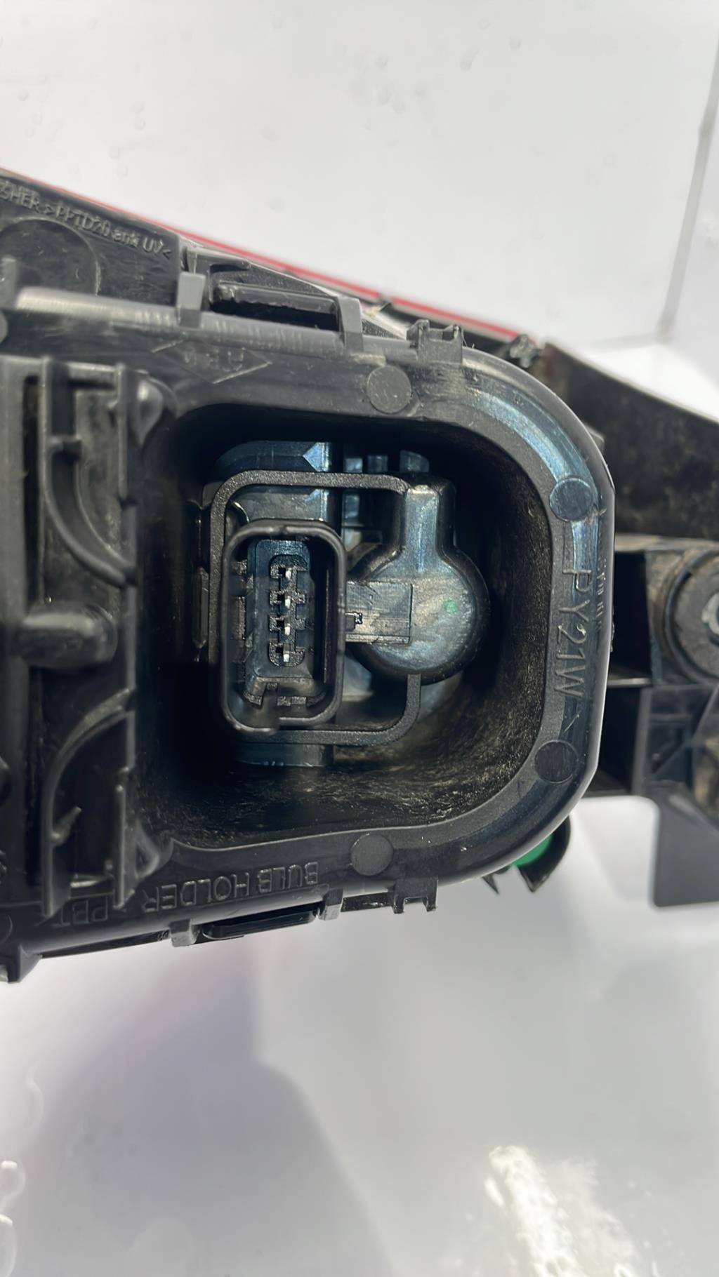 Fanale posteriore principale destro (luci) RENAULT CLIO 4 PHASE 1 Diésel - 1