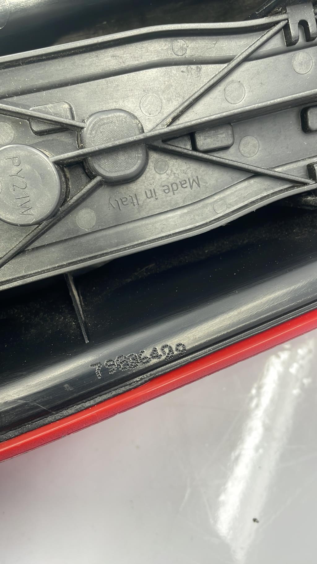 Fanale posteriore principale sinistro (luci) MITSUBISHI COLT 6 PHASE 1 Gasolina - 1