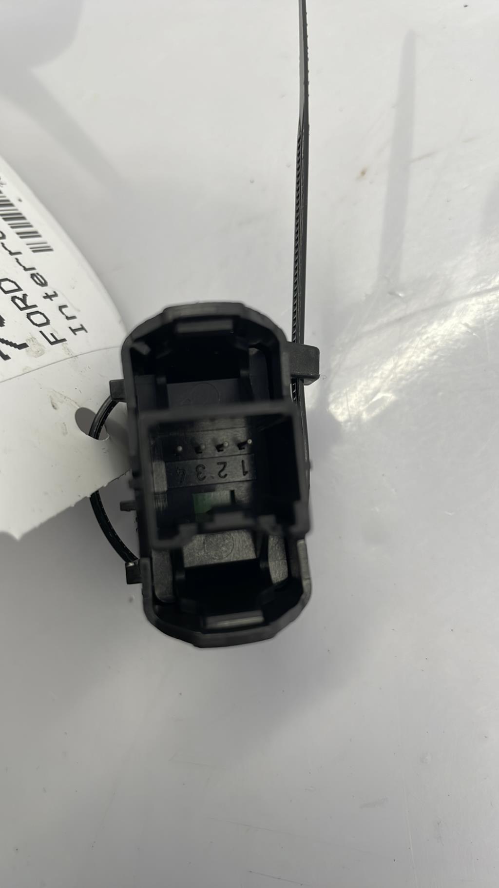 Interruttore lavacristalli posteriore destro FORD FOCUS 3 PHASE 1 Gasolina - 1
