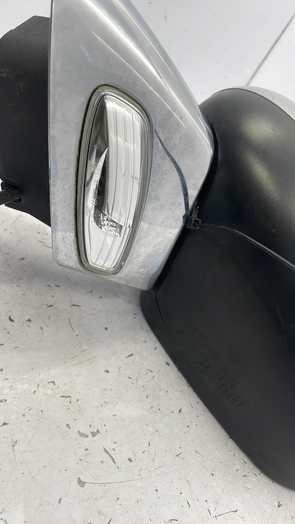 Specchietto retrovisore sinistro CITROEN C3 2 PHASE 1 Diésel - 1