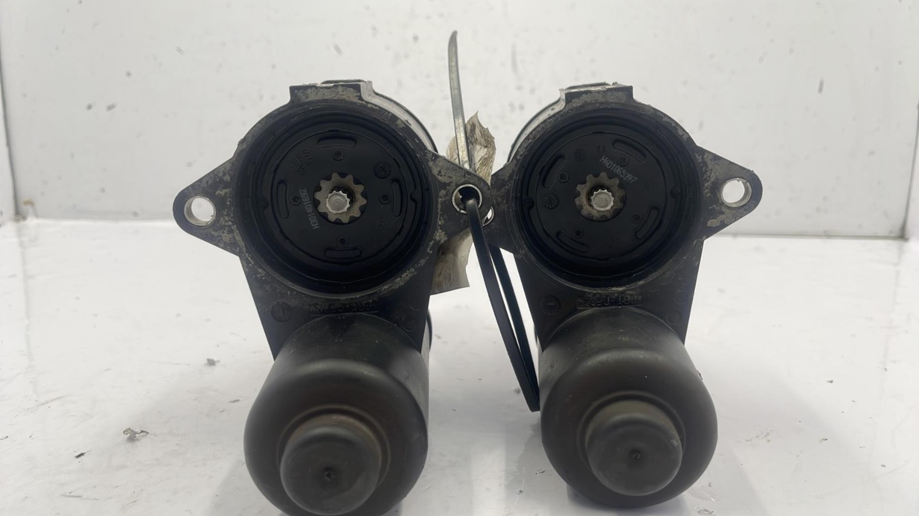 Blocco elettrico freno a mano VOLKSWAGEN PASSAT 5 BREAK  - 1